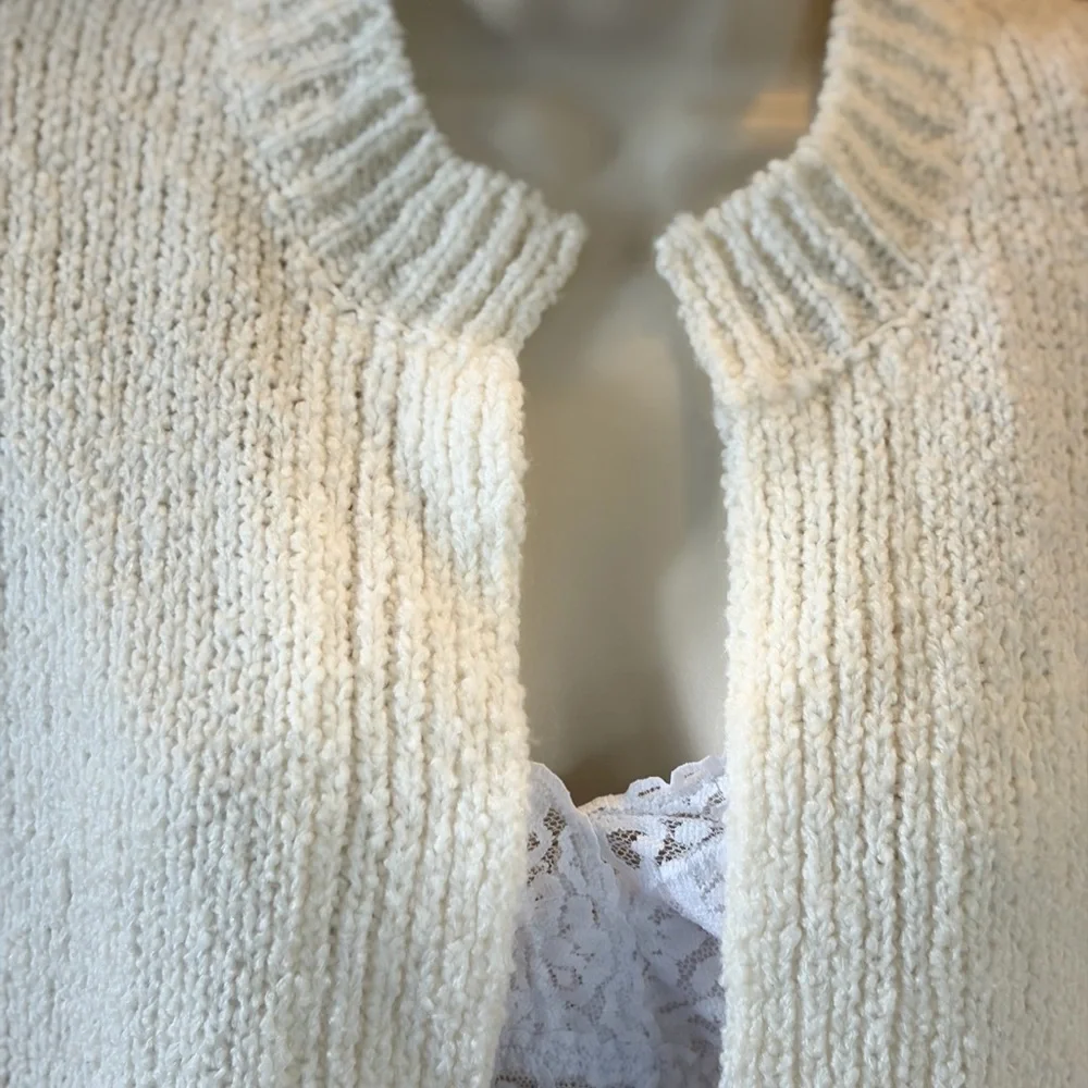 Vintage EMPORIUM CAPWELL Cream Women's Cardigan - Picture 3 of 5